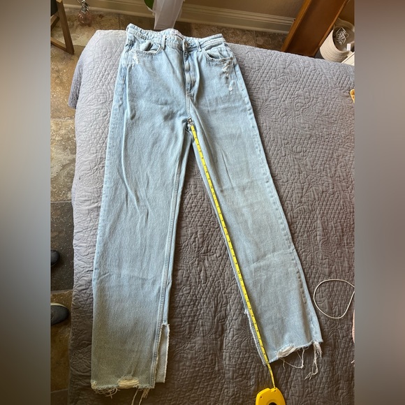 Zara Straight Jeans - Picture 6 of 14